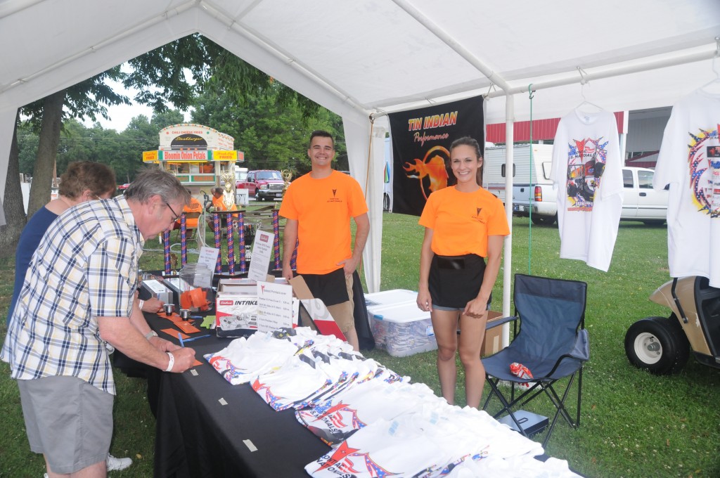 2015 PUSN raffle and t shirt area